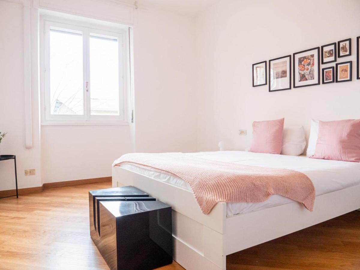The Rent - Two-bedroom In Maciachini District Appartamento Milano
